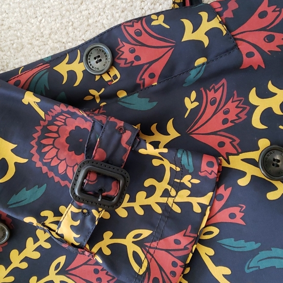 BURBERRY SILK FLORAL PRINT EVENING TRENCH COAT JACKET MADE IN ITALY - Picture 12 of 12